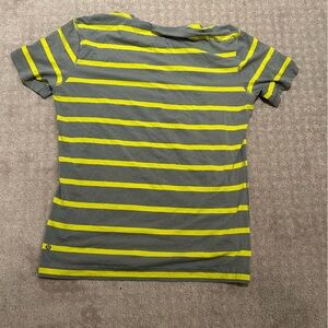 Lululemon Striped grey / yellow short sleeve tShirt. EUC!